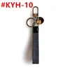 2022 New TOP High Quality Men039s Ladies Keys Case Puppy Jewelry Pendant Keychain Casual Cute Fashion Key Case3161121