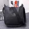 Moda kadınlar messenger çantası klasik tasarımcı el çantaları black black kahverengi omuz çantaları kırmızı 7H8 yüksek kaliteli