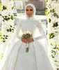 2021 Nouvelles robes de mariée musulmanes en dentelle pailletée à manches longues robes de mariée vintage avec hijab grande taille robe élégante de novia4847244