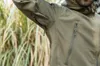 Акула кожа военная тактическая куртка мужчины Softshell Waterpoof камуфляж камуфляж ветровка армии капюшон боевая куртка мужское зимнее пальто 201218