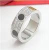 Fashion Classic Jewelry Love Band anneaux Titanium Steel Full Diamond Femmes Ring Gifts Couples Saint Valentin Taille 5 à 11296A