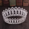 2021 Nieuwe prachtige zilveren witte kristallen volledige bruiloft tiara's en kronen bruids tiara's accessoires vintage barokke bruids tiaras kronen 12142