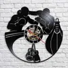 Bokserstwo Home Decor Wall Clock Rękawice Bokserskie Torba Dziurączki Woń Vinyl Record Zegar Wall Fighting Sports Boxers Scrappers Prezent LJ201211