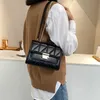 Handtasche 2021 Winter Trendige Schulterhandtaschen und Geldbörsen Schwarz Kleine Umhängetaschen aus PU-Leder für Damen