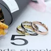 Eenvoudige roestvrijstalen blanco ringband Rose Gold Women Men Rings Fine Fashion Jewelry Gift Will en Sandy Gift