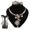 Dubai Mode-sieraden Sets Ketting Armband Bloem Vorm Hanger Oorbellen Ring Crystal Sieraden Dubai Bruids Bruiloft