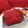 PD Mariage Sac Embrayage En Métal Impression Boucle Bandoulière Sac à bandoulière Rouge CurvedhorizontaLvertical Stripe Sac Messenger Sac épais Chaînes d'or Baguette