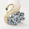 Koreański Moda Cute Crystal Swan Broszka Pin Dla Kobiet Rhinestone Zwierząt Broszki Biżuteria Luksusowy Wedding Party Prezent Drop Shipping