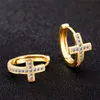 Nuevos Mini pendientes de aro de Zirconia pavé con cruz chapados en oro y plata, pendientes Huggie de diamantes de imitación para mujer, regalos de joyería de moda