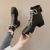 Heißer Verkauf-Dame Stiefel Frauen Schuhe Herbst Stiefel-Frauen Winter Schuhe Luxus Designer Runde Kappe 2020 Gummi Mode Mitte wade Rock