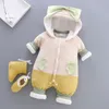 赤ちゃんの冬のロンパース生まれた綿のジャンプスーツの厚い女の子の男の子の暖かい秋の幼児服子供服220211