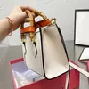 여자 6 색 Crossbody 가방 최고 품질의 핸드백 럭셔리 디자이너 크로스 바디 패션 가죽 어깨 가방 대나무 핸들 핸드백 지갑