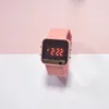 fabbrica Spot nuovo tavolo a specchio LED quadrato studente orologio elettronico moda cool multicolore coppia tavolo per studenti delle scuole medie