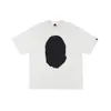 T-shirt Bape Tshirt Camicie da uomo Camicia firmata Uomo Estate Maglietta da uomo Designer Abbigliamento in cotone Abbigliamento da squalo Maglietta oversize da uomo Marchio di moda di fascia alta Scimmia da bagno