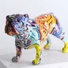 Kreatywny kolorowy Angielski Buldog Figurki Nowoczesne Graffiti Art Dekoracje Dekoracje Room Regał Książki TV Decor Animal Ornament 220118