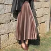 女性の黒いプ​​リーツスカート秋の秋の秋の秋原ハイウエストベルベットスカート
