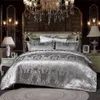 Set di biancheria da letto di design di lusso sation Silver Queen Led set di trapunte copri ricami Europei set di biancheria da letto king size