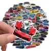 100pcs جميع أنواع ملصقات سيارة JDM Cartoon Car Roadster ملصقات Graffiti دراجة أمتعة محمول شارات زجاجة ماء التزلج على الكمبيوتر المحمول