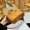 Luxury Designer M Women Fashion Bags Saddle Letter Artwork Zipper Lady Fashion Totes