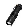 Bärbar Mini LED ficklampa Torch Lampan med 3 belysningslägen Ultra-Bright Zoomable ficklampa för inomhus utomhus camping nödsituation oss