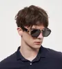 Mode Beliebte Designer 2228 Sonnenbrille Männer Frauen Metall plus Platte Rechteckige Form Gläser Vintage Avantgarde-Stil Top-Qualität Anti-Ultraviolett mit Etui geliefert