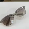 Óculos de sol das mulheres para mulheres Homens Sun Óculos Mens 142 Estilo de Moda Protege os olhos UV400 lente qualidade superior com caso