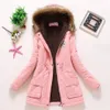 Neue Winter Gepolsterte Mäntel Frauen Baumwolle Wattierte Jacke Mittel Lange Parkas Dicke Warme Mit Kapuze Quilt Schnee Outwear Abrigos