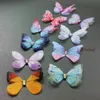 100 Stück bunte Organza-Stoff-Schmetterlings-Applikationen, 40 mm, durchscheinender Chiffon-Schmetterling für Party-Dekoration, Puppenverzierung 201203