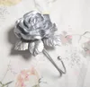 Ganci per tende a fiore Aste per tende Gancio in resina Golden Heart Rose dipinto a gancio singolo per la decorazione della casa