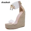 Aneikeh Fashion PVC Sandal Женщины Прозрачное шнурок Бабочка-узлы Клинья Высокие каблуки Черная Золотая вечеринка Ежедневные Насосы Обувь Красивая J2023