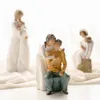 Nordisk stil harts Figur Figurin Ornament Family Happy Time Home Decoration Accessories Crafts Furnishings Living Room 201210