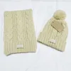 Brand Australia Hats and Scarf Sets 2pcs Projektantka Krytka czapki pompom gorro z tagami czapki zimowe Suits F1125019303680