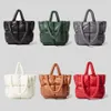 Large Tote Padded Handbags Designer Quilted Women Shoulder Bags Luxury Nylon Down Cotton Crossbody Bag Winter Purse Y12