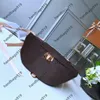 Topp kvinnors väska Herrmode klassiska midjeväska axelpåsar Stylish stor kapacitet och flera storlekar Stylishs 264Z