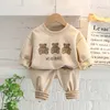 ベビー服セットベビーガールズ服セット春の新生児男の子の服のセーター +パンツ2PCS幼児用服