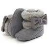 0-新生児の冬の赤ちゃんの女の子の靴スノーブーツの履物蝶 - ノットボタンぬいぐるみ足首の暖かいベビーシューズベビーブーツ滑り止めLJ201104