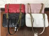 Remises Haute qualité Femmes Sac à bandoulière Mode Chaîne en argent Sangles Sacs Cuir synthétique Bandoulière Sac à main Sacs à main Sac à dos Aucun grande taille 26cm vv