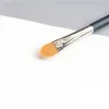 195 Concealer Brush - Triangle Pointed Precision Concealer Blending Beauty Makeup Kosmetika Brush Toos