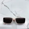 DEUS Net gafas de sol de celebridades netas de moda para hombres y mujeres UVStone protege los ojos usando placas superiores para crear marcos cuadrados para 246P