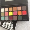 新しいMaquillageブランドは、アイシャドウプラレットコンシングコンシス18カラーアイシャドウを構成しています。ホリケ