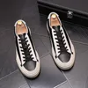 European Style Fashion Designer Party Bröllop Skor Lyx Klassisk Låg Top Lace Up Round Toe Flat Heel Men Casual Sneakers Storlek 38-43