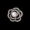 Pins, broscher Big Flower Crystal Imitation Pearl Brosch Pins Sweater Corsage för Kvinnor Scarf Dress Smycken Gåvor