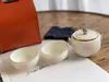 Luxe designer drinkware 4 stuks set met hoogwaardige materiaal draagbare theetjes bevat 1 pot 2 kopjes 1 opbergtas voor feestmiddag thee reizen vakantie geschenken