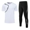 Mężczyźni Sport Garnitury Dres Ustawia Zestawy Tshrit + Spodnie Jogging Trainning Spodnie Męskie Piłka Nożna Trening Siłownia Garnitury Outdoor Dry Y1221