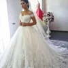 2021 Plus Storlek Bröllopsklänningar En Linje Luxury Lace Ball Klänning utanför Axelklänning Sweetheart Tillbaka Princess Bridal Gowns