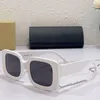 Lunettes de soleil pour hommes femmes lunettes de soleil carrées noires 4327 lunettes de créateurs classiques de la mode protection quotidienne des yeux en plein air UV400 voyage conduite pour envoyer une chaîne en argent