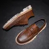 Män oxfords läder sko brittiska svarta bruna skor handgjorda bekväma formella män lägenheter skor snörning bullock 39-44