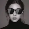 2021 Kadın Moda Güneş Gözlüğü Wrap UV Koruma Sıcak Satış Stil Unisex Modeli Kare Çerçeve Maskesi Sunglass En Kaliteli Ücretsiz Gelinlik