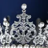 2021 Nowy Oszałamiający Srebrny Białe Kryształy Pełna Ślub Tiaras i Korony Bridal Tiaras Akcesoria Vintage Barokowe Bridal Tiaras Korony 121114