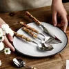 16/24PCS Stoviglie in acciaio inossidabile con manico in bambù creativo con coltelli da bistecca Set di posate Include forchette cucchiaio da dessert 211228